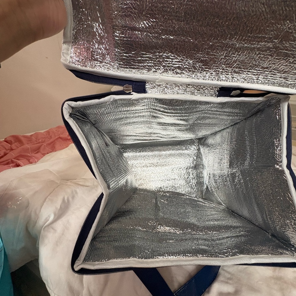 Hawaii's Home for Poke Insulated Bag - Picture 6 of 6